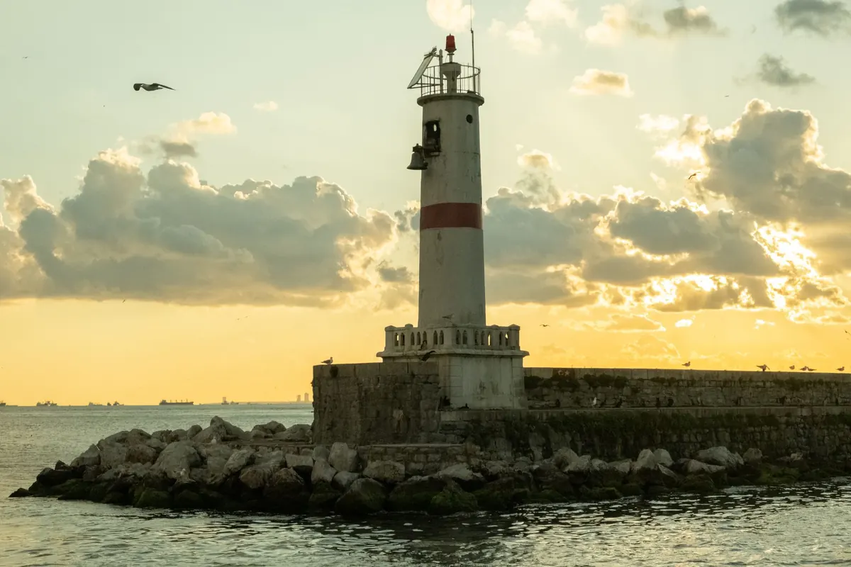 Five UK Sea Stories Behind Famous Lighthouses